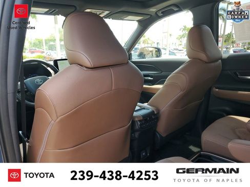 Used 2024 Toyota Grand Highlander AWD Hybrid image 23