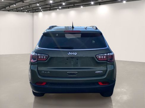 Used 2021 Jeep Compass Latitude w/ Convenience Group AWD/4WD image 6