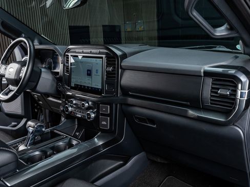 Used 2022 Ford F150 XLT w/ Equipment Group 302A High image 18