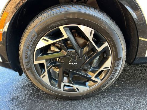 Used 2023 Kia Sportage SX image 25