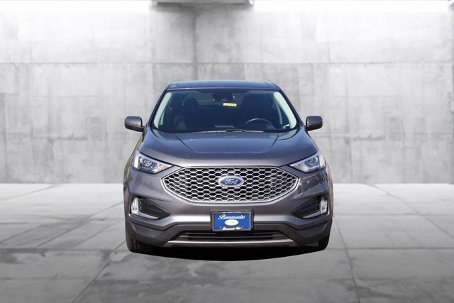 Used 2024 Ford Edge SEL w/ Convenience Package AWD/4WD image 4