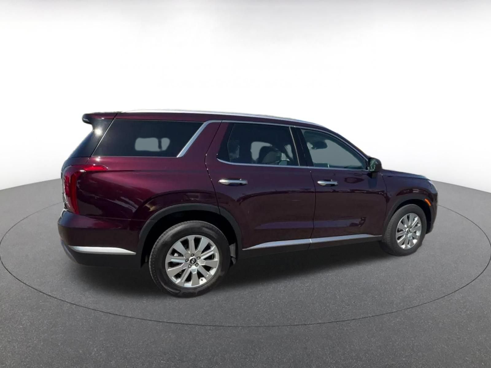 Used 2024 Hyundai Palisade SEL AWD/4WD image 13