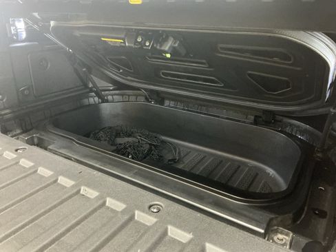 Certified 2024 Hyundai Santa Cruz Limited AWD/4WD image 17