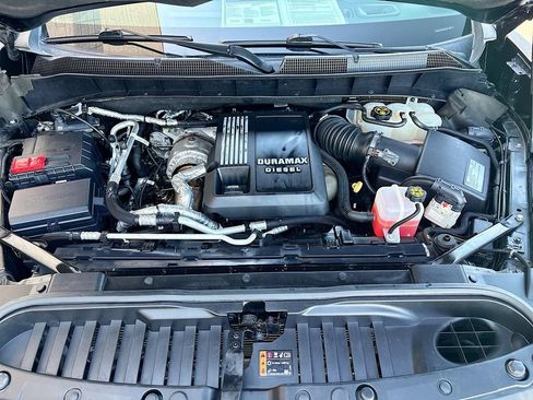 Used 2021 Chevrolet Silverado 1500 High Country w/ Safety Package II AWD/4WD image 28