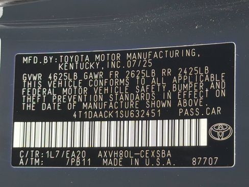 Used 2025 Toyota Camry SE w/ Convenience Package FWD image 31