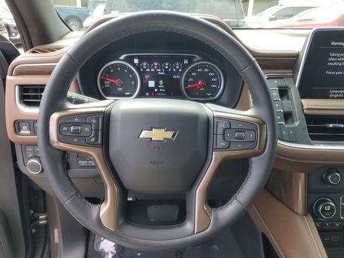Used 2021 Chevrolet Tahoe High Country w/ Premium Package image 19