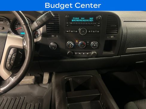 Used 2011 GMC Sierra 2500 SLE AWD/4WD image 21