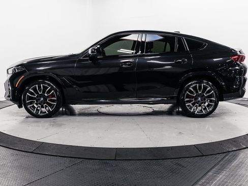Used 2024 BMW X6 xDrive40i w/ Executive Package image 4
