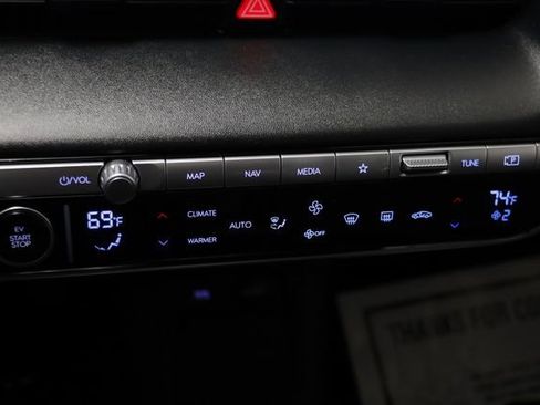 Used 2022 Hyundai Ioniq 5 SE image 12