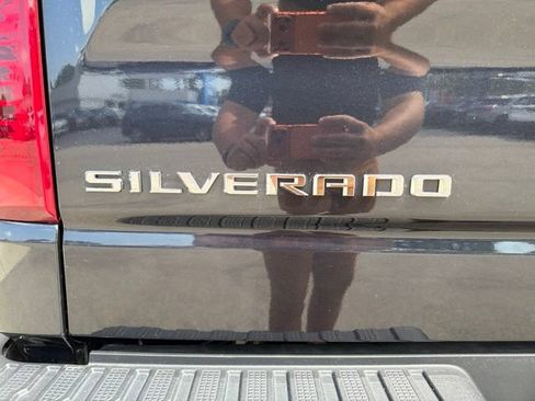 Certified 2024 Chevrolet Silverado 1500 LT AWD/4WD image 11