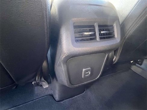 Certified 2019 Chevrolet Equinox LT image 13