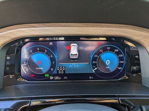 New 2026 Volkswagen Atlas SE image 30