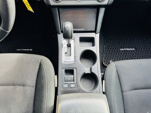 Used 2016 Subaru Outback 2.5i Premium image 27