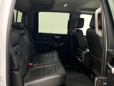 Used 2023 GMC Sierra 3500 Denali w/ Technology Package AWD/4WD image 37