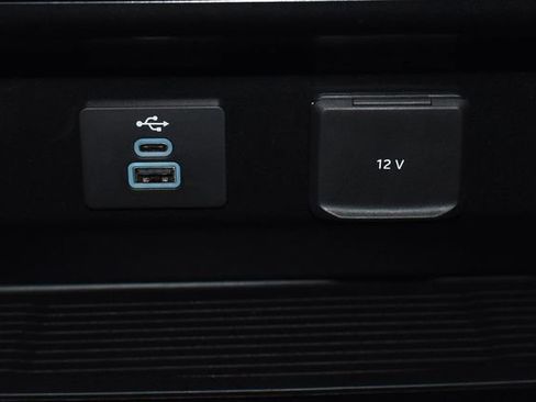 Used 2024 Ford F250 XLT image 19