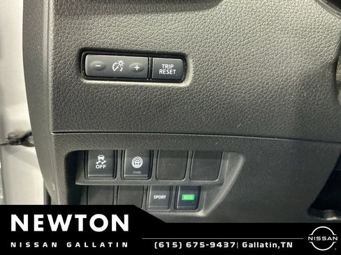 Used 2020 Nissan Rogue Sport S FWD image 28