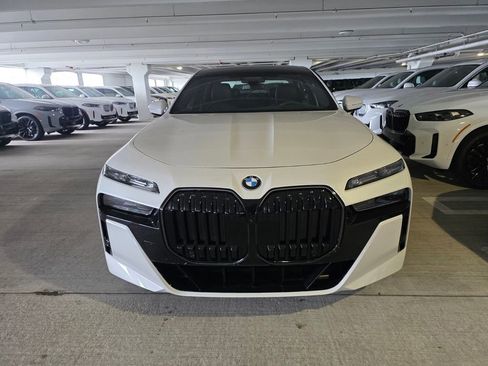 New 2026 BMW 760i xDrive w/ Executive Package AWD/4WD image 2
