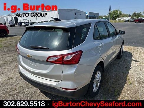 Used 2021 Chevrolet Equinox LS FWD image 6