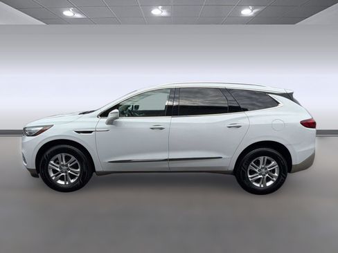 Used 2020 Buick Enclave Essence FWD image 2
