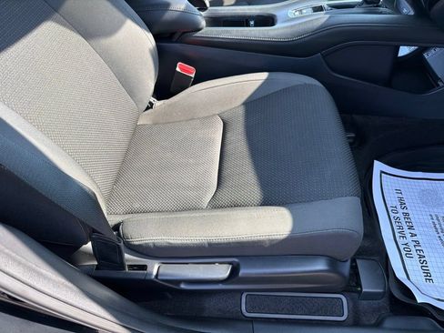Used 2021 Honda HR-V EX image 32
