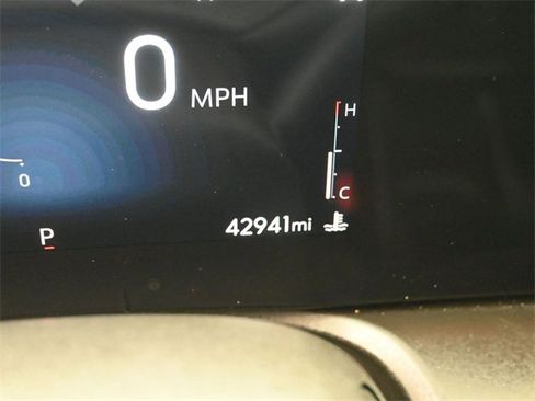 Used 2024 Buick Encore GX Sport Touring image 21