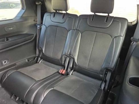 Used 2023 Jeep Grand Cherokee L Laredo image 5