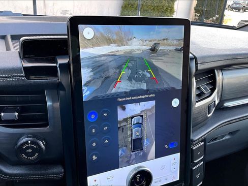 Used 2024 Ford F150 Lightning Flash image 29