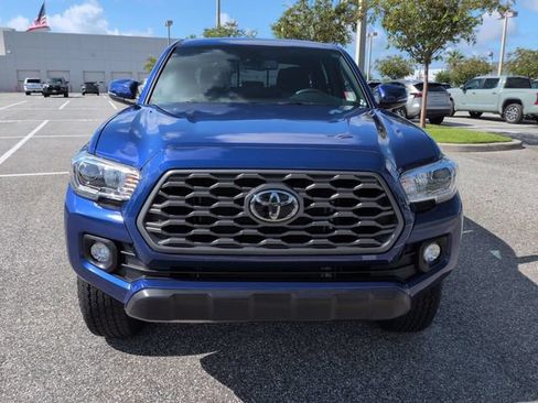 Certified 2023 Toyota Tacoma TRD Off-Road w/ Technology Package AWD/4WD image 9