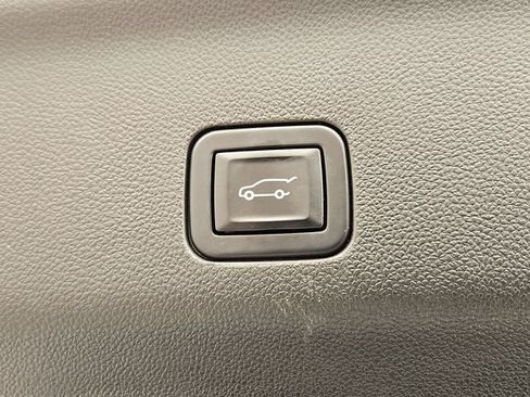 Used 2021 GMC Yukon Denali AWD/4WD image 29