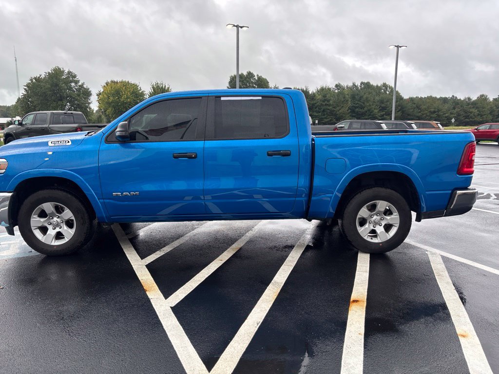 Used 2025 RAM 1500 Big Horn AWD/4WD image 6