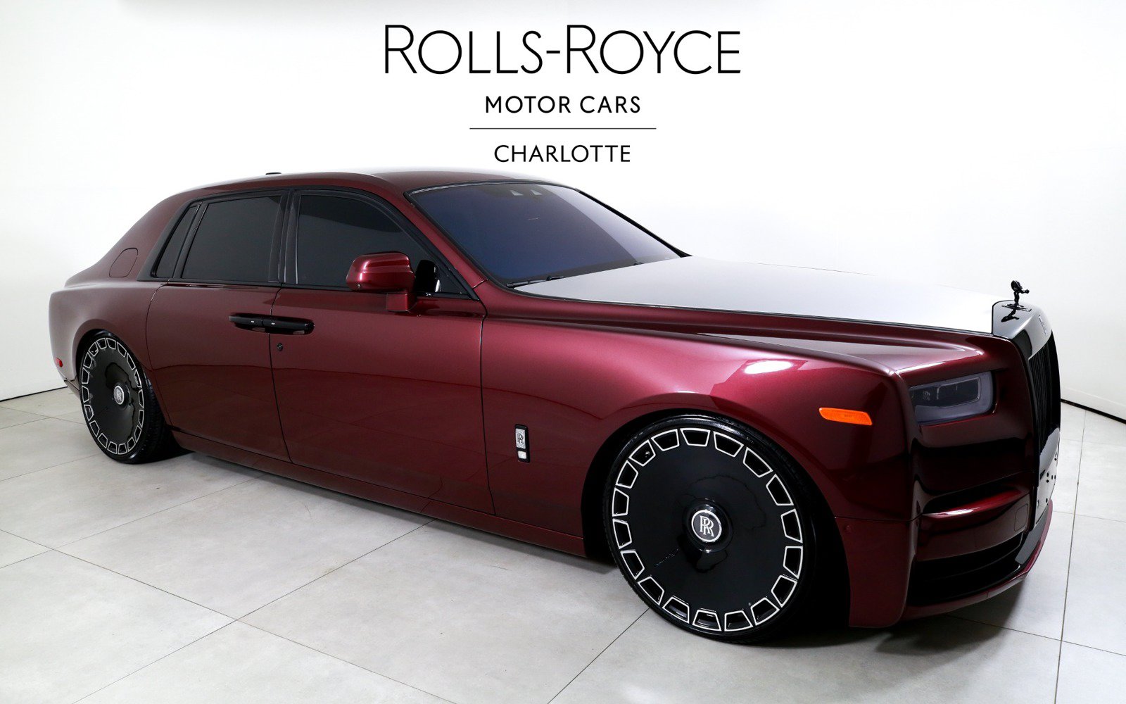 Used 2019 Rolls-Royce Phantom Sedan RWD image 5