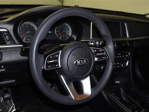 Used 2020 Kia Optima LX image 11