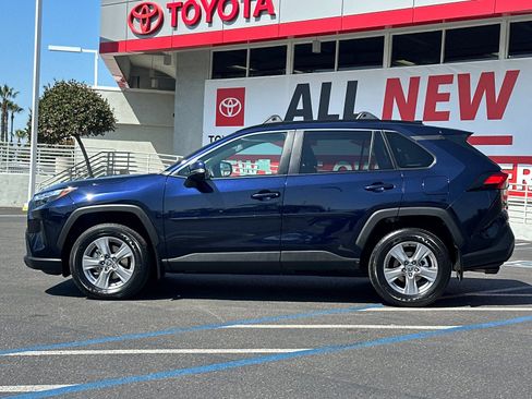 Used 2024 Toyota RAV4 XLE w/ Convenience Package FWD image 2