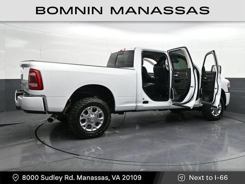 Used 2024 RAM 2500 Laramie AWD/4WD image 37