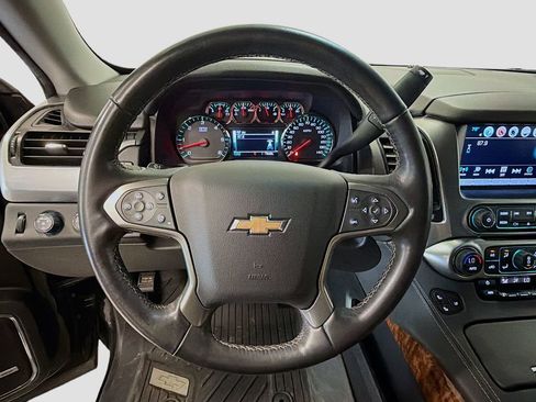 Used 2019 Chevrolet Tahoe Premier AWD/4WD image 14