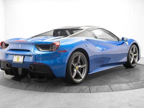Used 2017 Ferrari 488 Spider RWD image 12