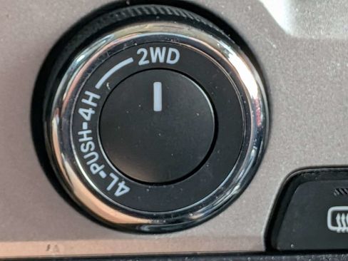 Used 2023 Toyota Tacoma SR5 AWD/4WD image 26