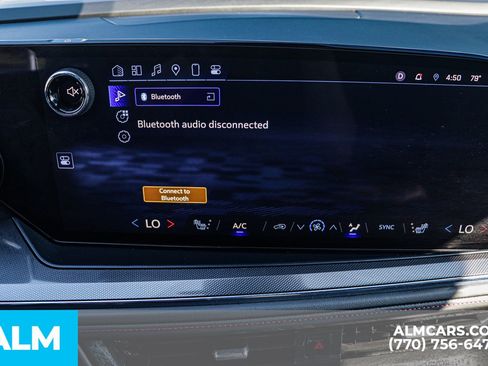 Used 2025 Chevrolet Suburban RST image 44