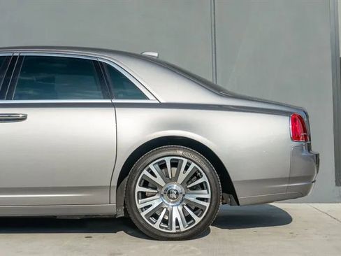 Used 2019 Rolls-Royce Ghost image 21