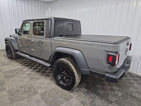 Used 2020 Jeep Gladiator Sport w/ Quick Order Package 24S image 9