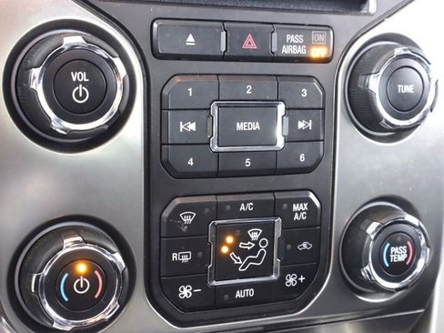 Used 2014 Ford F150 FX4 w/ Equipment Group 402A Luxury image 20