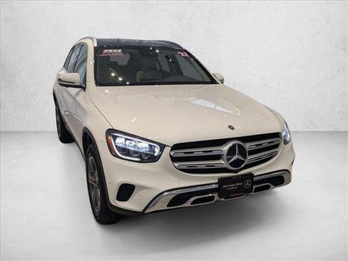 Certified 2022 Mercedes-Benz GLC 300 4MATIC image 3