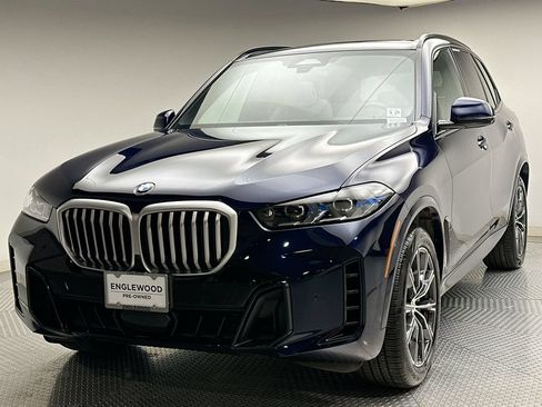 Used 2025 BMW X5 xDrive40i w/ M Sport Package AWD/4WD image 1