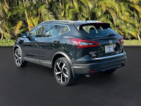 Used 2020 Nissan Rogue Sport SL w/ Premium Package image 7