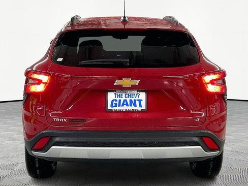 New 2026 Chevrolet Trax LT w/ Driver Confidence Package image 4
