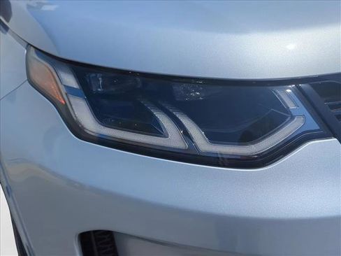 New 2024 Land Rover Discovery Sport S image 7