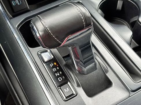 Certified 2022 Ford F150 XLT w/ Equipment Group 302A High image 26