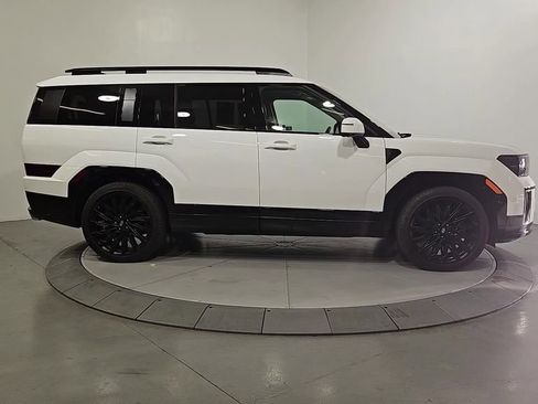 Used 2024 Hyundai Santa Fe Calligraphy image 7