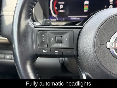 Used 2023 Nissan Pathfinder Platinum w/ Lighting Package (N92) AWD/4WD image 16