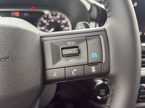 New 2026 Nissan Pathfinder SV image 25